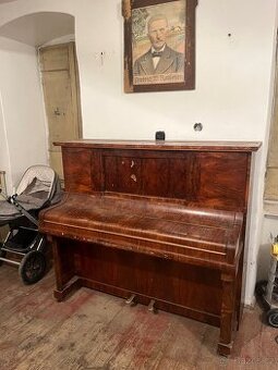 Pianino Leo Weber, Saaz (Č.S.R.) - 1