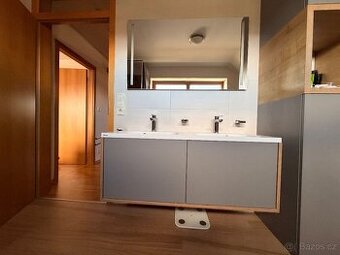 Set - skřínka, umyvadlo Ravak, zrcadlo s osvětlením