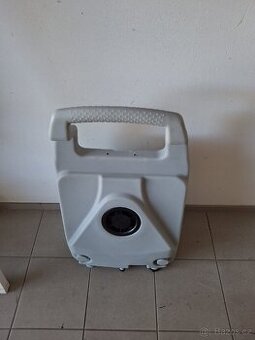 Nádrž na odpadní vodu karavanů - 1