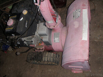 Sněhová freza velká pasová pro kutila na spojízdně? Na ND