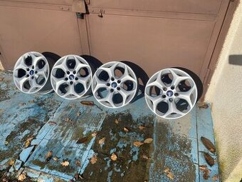 Alu kola FORD