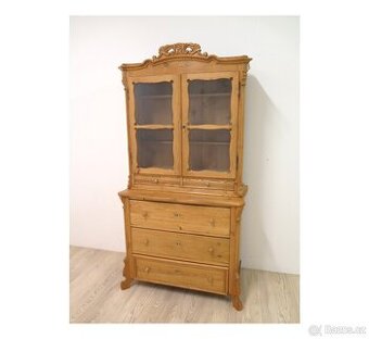 Kredenc/komoda v selském stylu