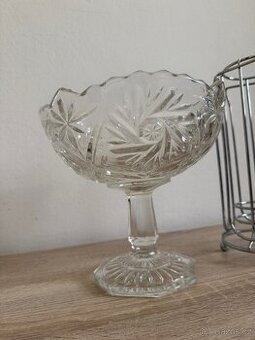 Masívní velká křišťálová mísa