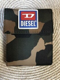 Diesel unisex peněženka.Cena 300Kč - 1