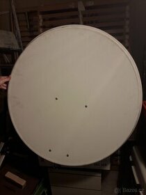 Hliníková satelitní parabola 90cm