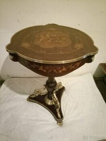 Starožitný intarzovaný stolek - 1