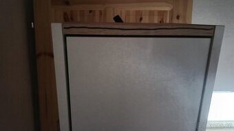 Koupelnová skříňka z kauflandu