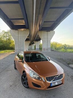 Volvo S60 2.0T 149kw