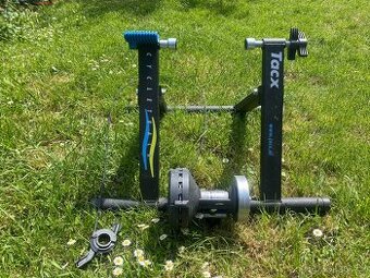 TACX Cyklotrenažer - 1