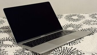 Macbook Pro 2020 13,3" i5 2-core 512GB