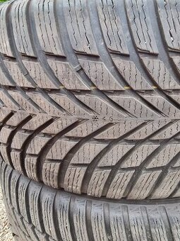 Nokian SNOWPROOF 2 SUV 285/40R21 zánovní