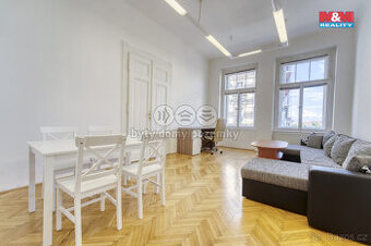 Pronájem bytu 3+kk, 97 m², Plzeň, ul. Palackého náměstí