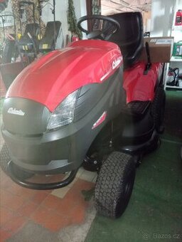 zahradní traktor, sekačka na trávu, traktůrek,