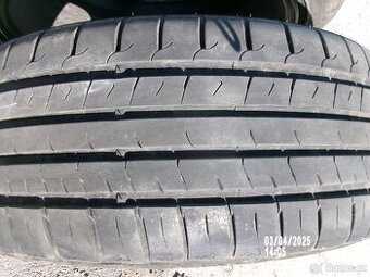 Prodám pneu letní 215/45/r17