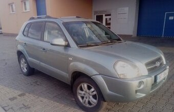 Hyundai tucson 2.7 V6 LPG 4x4