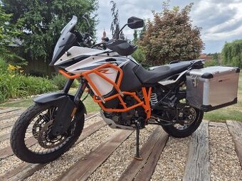 KTM 1090 Adventure R