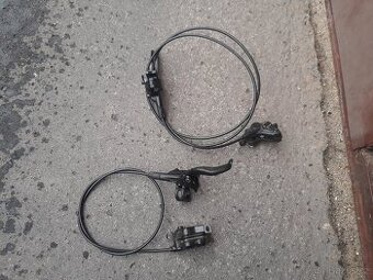 Hydraulické kotoučové brzdy Shimano BR-MT420.