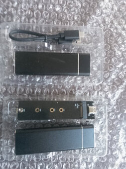 2x T24 USB3.1 Type C to M.2 NGFF SSD ramecek