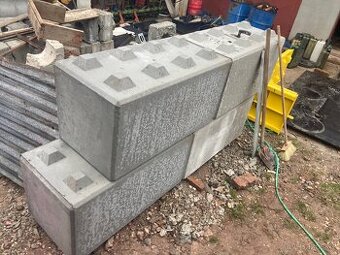 Betonové lego bloky
