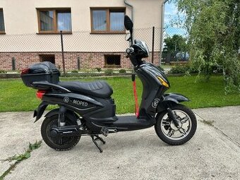Elektroskútr Racceway E-Moped 70 km/h Nejlepší tuning 5,2kW