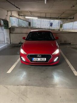 Prodám ve velmi pěkném stavu Hyundai i30 Fastback 2018