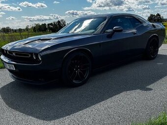Dodge Challenger SXT 3.6 Penta - 227kW SXT, 2015 - 95 500Km