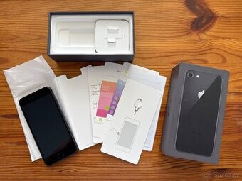 IPhone 8 vesmírně šedá 64GB