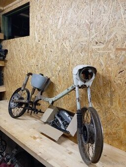 Jawa pionýr 21, 555