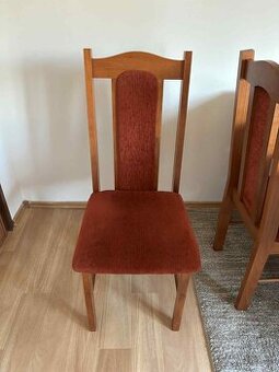 Jídelní sestava tři roky stará