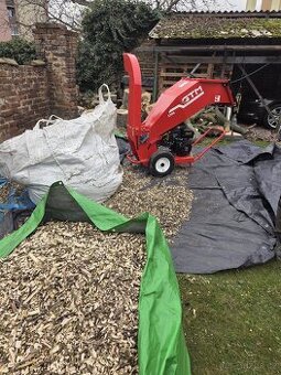 Štěpkování dřevní hmoty