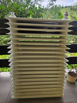 Prodej.1 staršího radiátoru