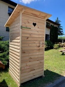 Srubová kadibudka  - WC