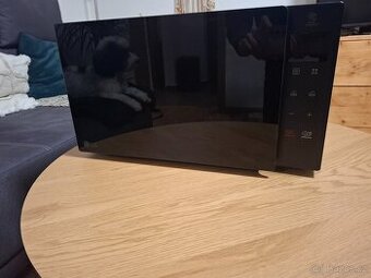 Mikrovlnná trouba LG