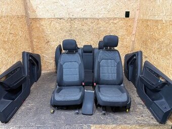 KOMPLETNÍ LÁTKOVÝ INTERIÉR VW PASSAT B7 KOMBI