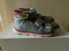 Sandály Essi vel. 25