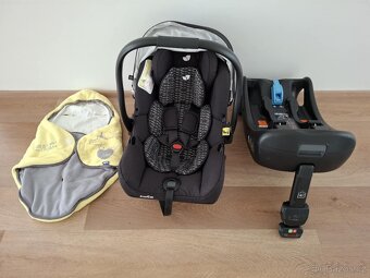 Autosedačka Joie včetně základny na Isofix