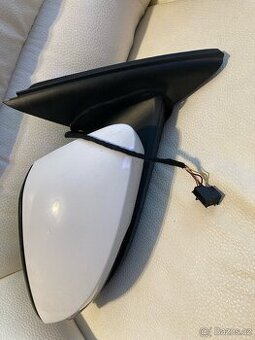 Zrcátko škoda Octavia3 ,6 pin bilé