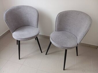 Šedá látková židle