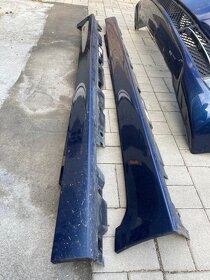 BMW F10 zadní nárazník + prahy + difuzor - 1