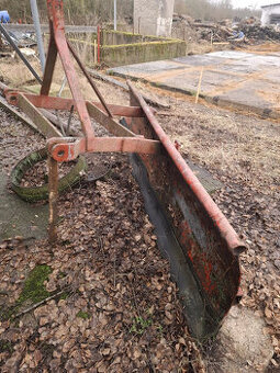 Radlice na sníh na traktor