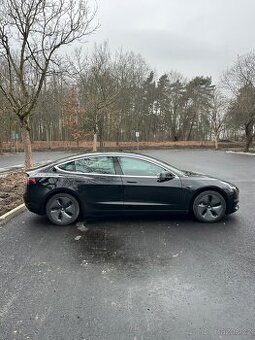 Tesla model 3 Long Range