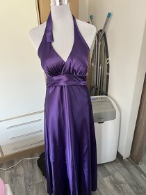 společenské satenove šaty