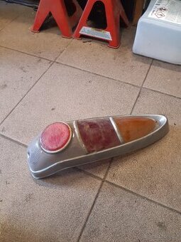 Škoda 1000 mb 1ks krytu zadního světla
