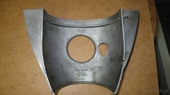 Víko karburace na Jawa 354/2