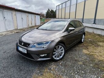 LEON 1.4 TSi 90 KW FR LED PLNÝ SERVIS NAVI PDC TOP