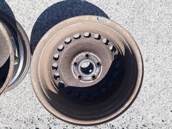 Passat 2 disky plech 5 x 112 ET 37 R 15