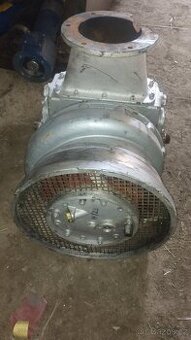 Turbodmychadlo motoru Škoda 6s 160