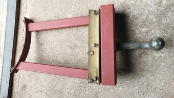 Prodám náhradní díly na škoda Favorit a Forman