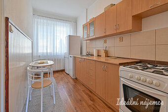 Pronájem bytu 2+1, Lužná, Komárov,  Kč/měs, 55 m2