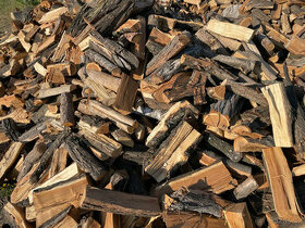 Palivové dřevo tvrdé, SKLADEM, topíte ihned